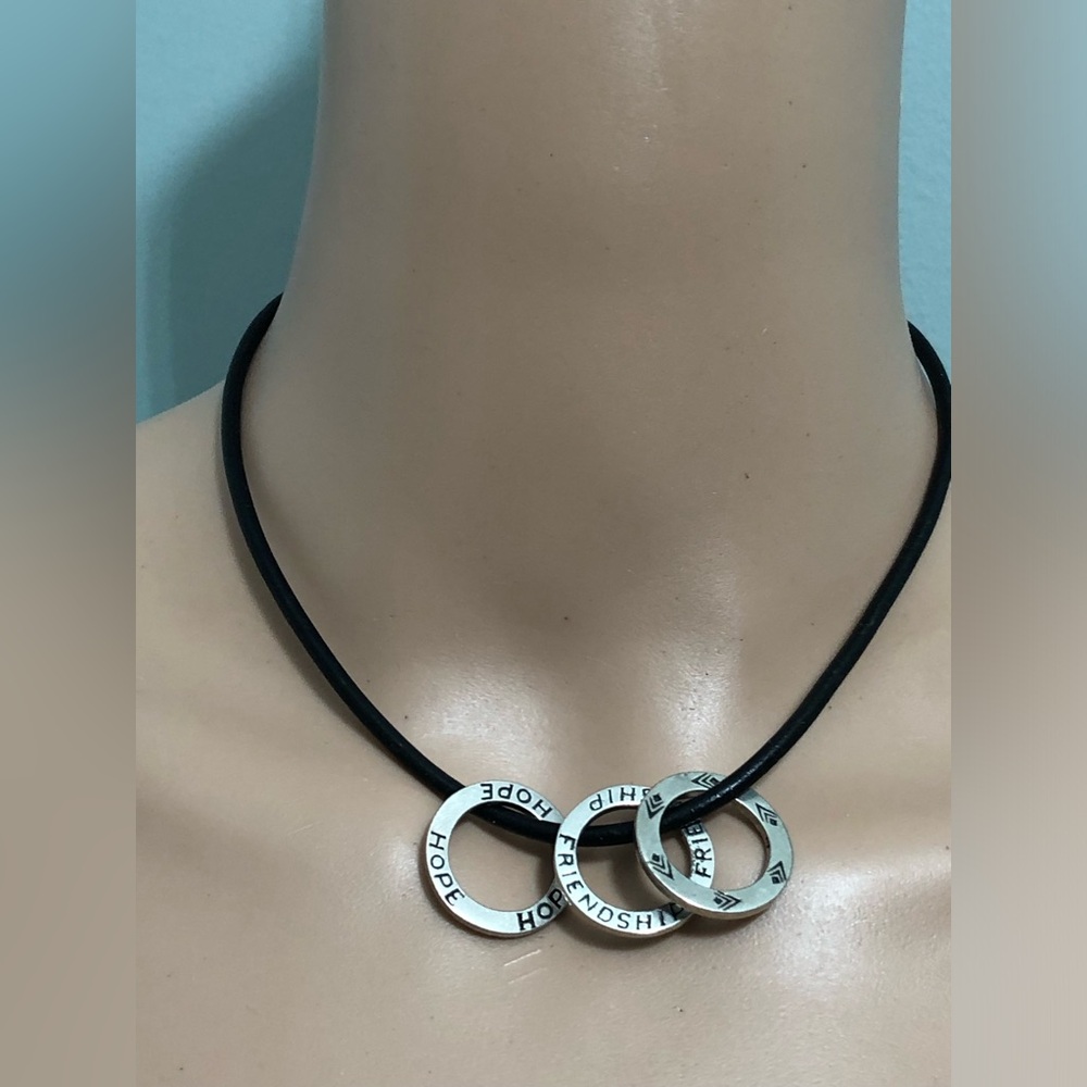 Silpada Logo Sterling Silver Hope Friendship 3 Pendant Necklace 15”